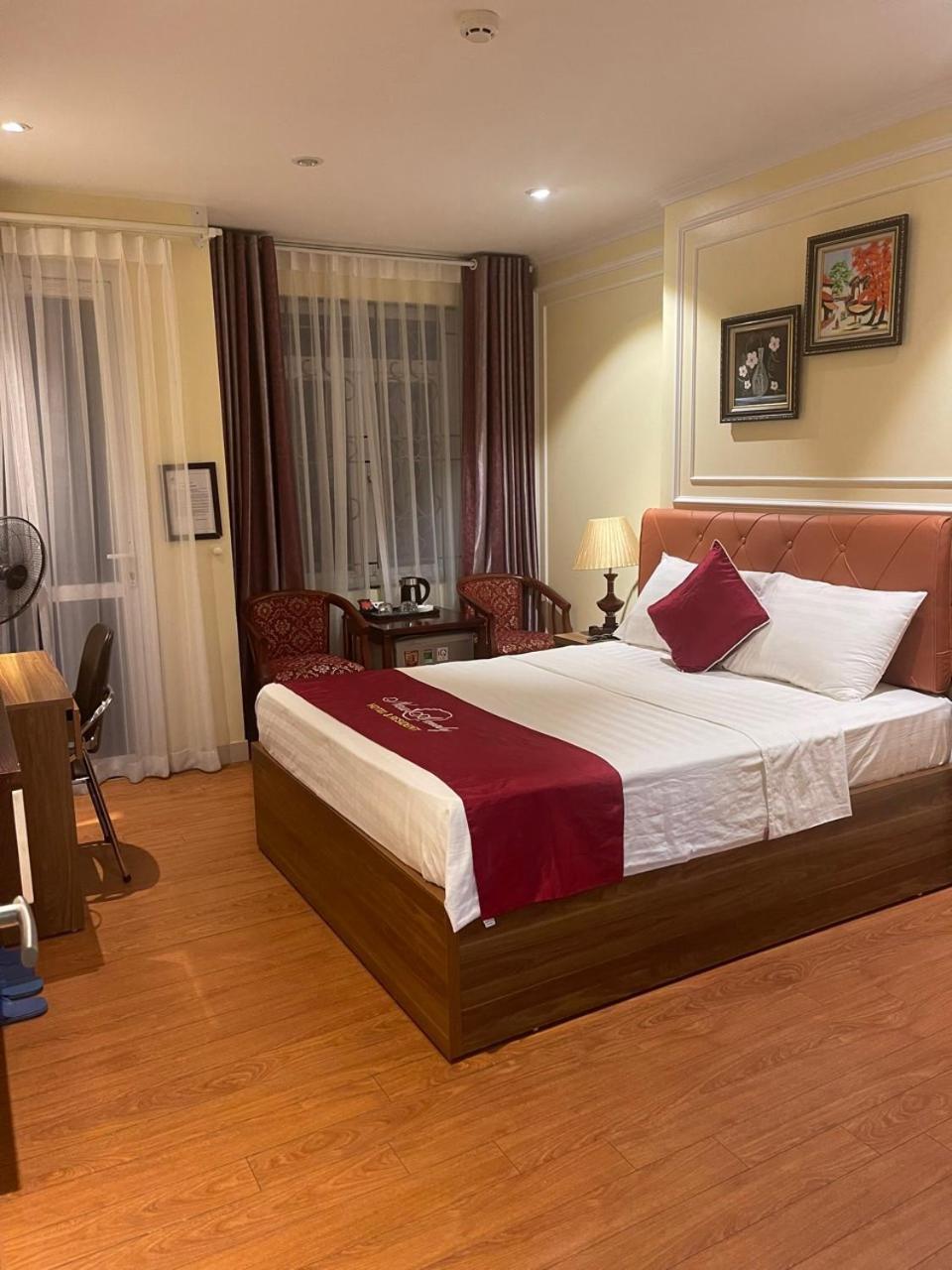 New Amely Hotel Hanoi Buitenkant foto