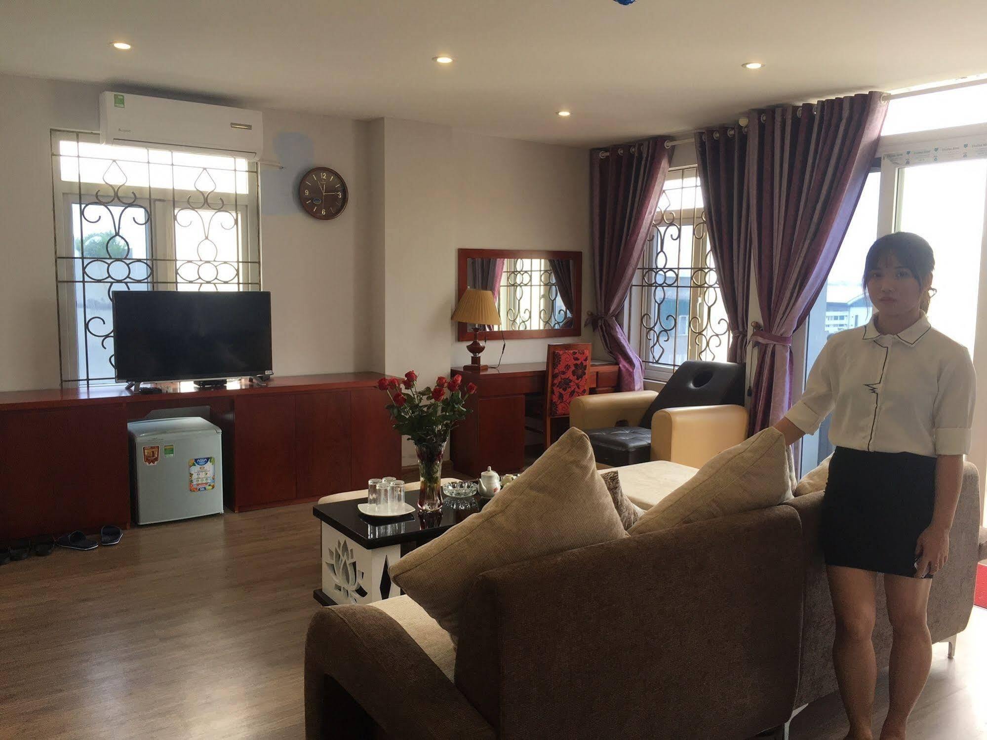 New Amely Hotel Hanoi Buitenkant foto