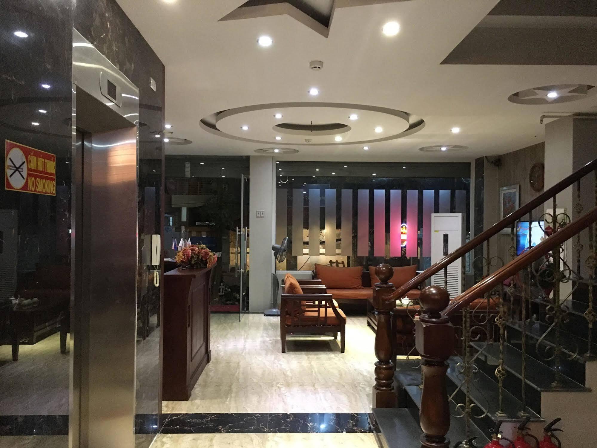 New Amely Hotel Hanoi Buitenkant foto