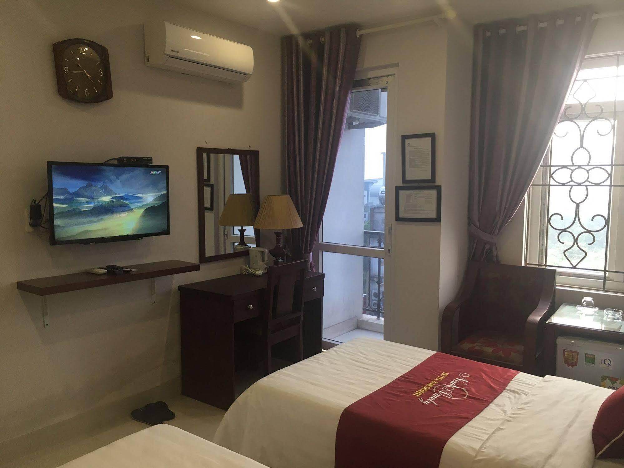 New Amely Hotel Hanoi Buitenkant foto